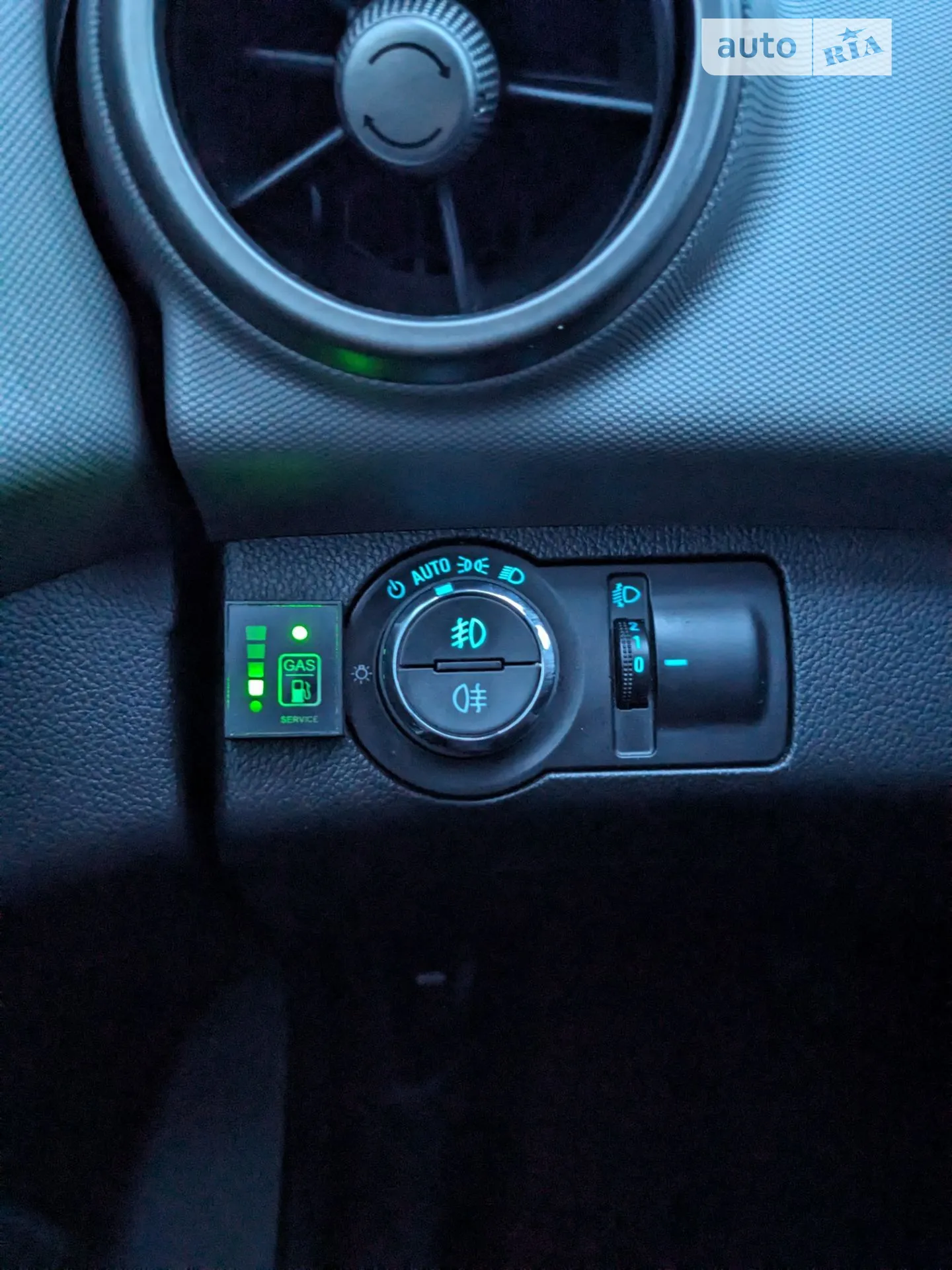 2013 Chevrolet Aveo - мініатюра 31