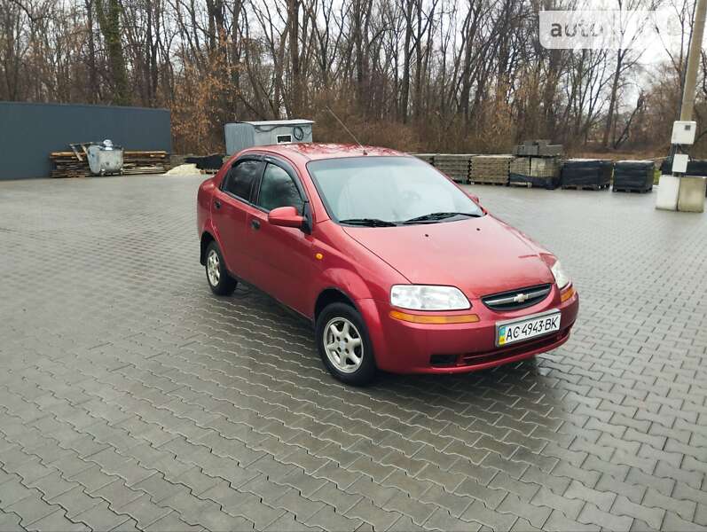 Седан Chevrolet Aveo 2004 в Дрогобичі