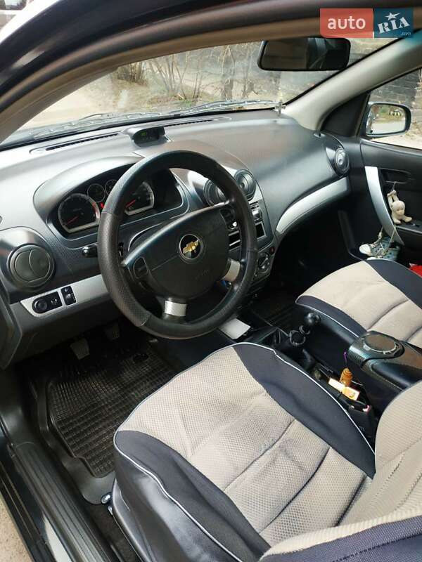 Седан Chevrolet Aveo 2008 в Ніжині