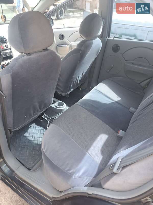 Седан Chevrolet Aveo 2005 в Харкові