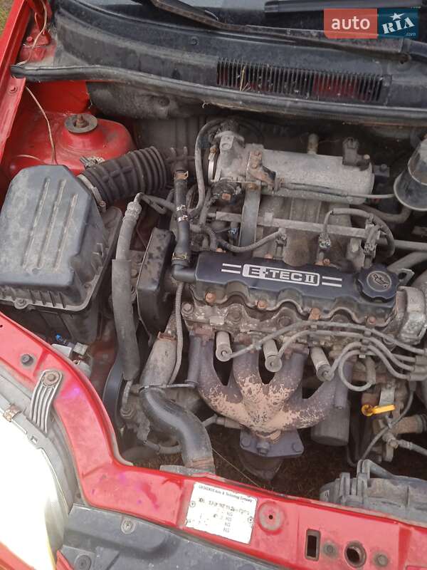 Седан Chevrolet Aveo 2004 в Барановке