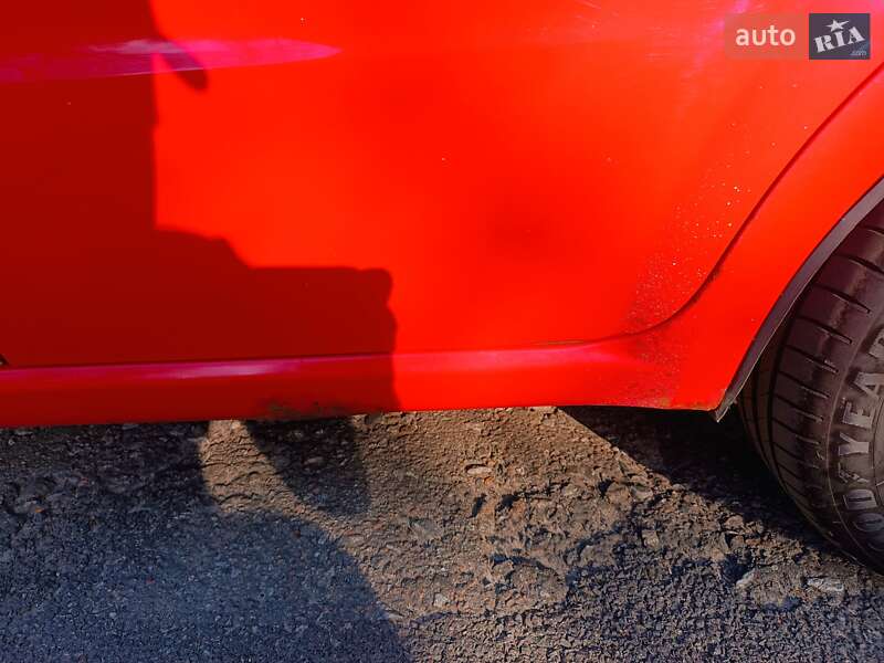 Седан Chevrolet Aveo 2006 в Києві