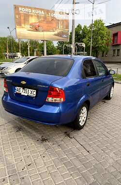 Седан Chevrolet Aveo 2005 в Дніпрі