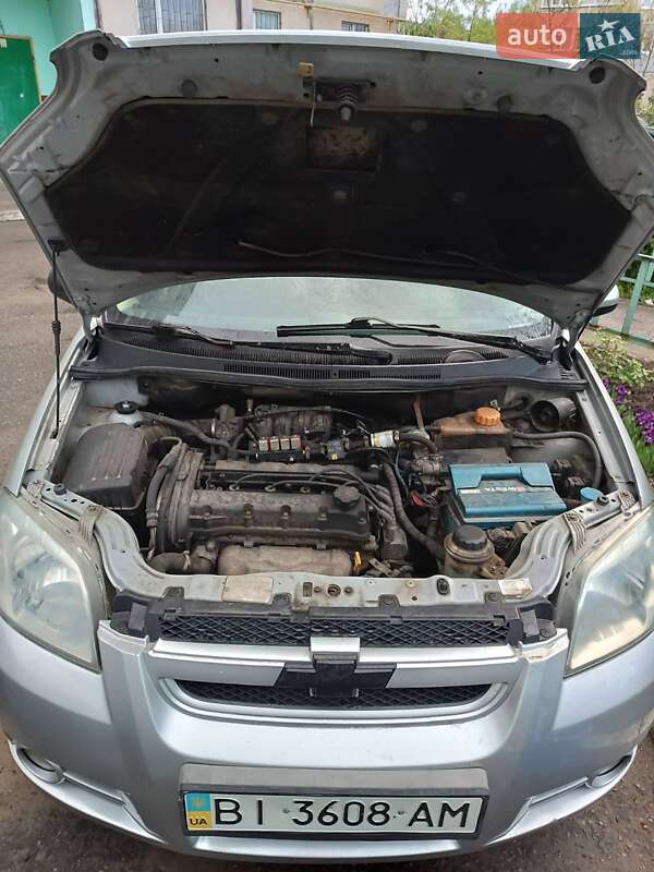 Седан Chevrolet Aveo 2007 в Кременчуці