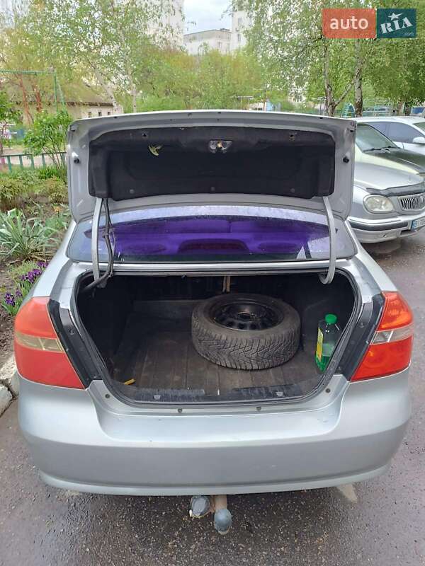 Седан Chevrolet Aveo 2007 в Кременчуці