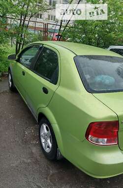 Седан Chevrolet Aveo 2005 в 