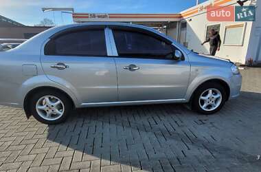 Седан Chevrolet Aveo 2011 в 