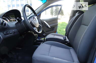 Седан Chevrolet Aveo 2008 в Каменском