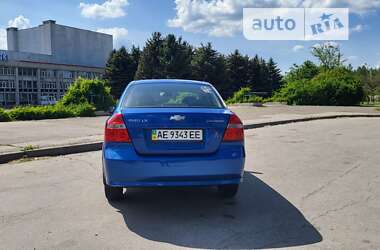 Седан Chevrolet Aveo 2009 в Кривом Роге