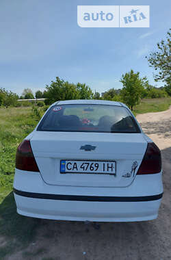 Седан Chevrolet Aveo 2006 в Первомайську