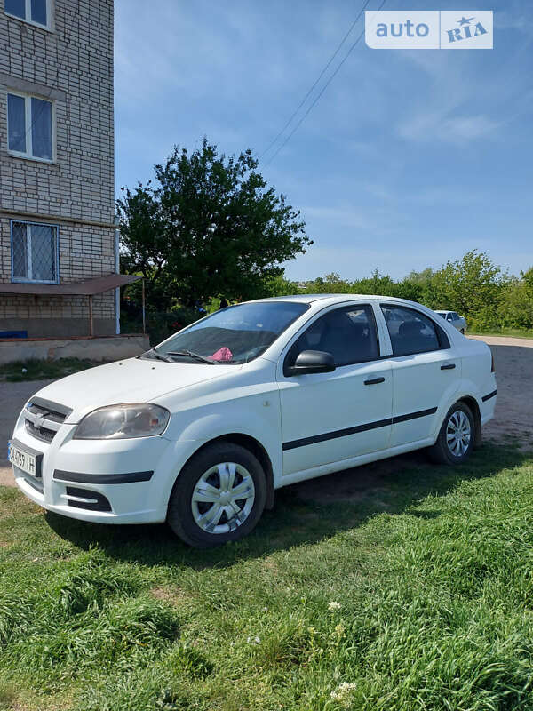 Седан Chevrolet Aveo 2006 в Первомайську