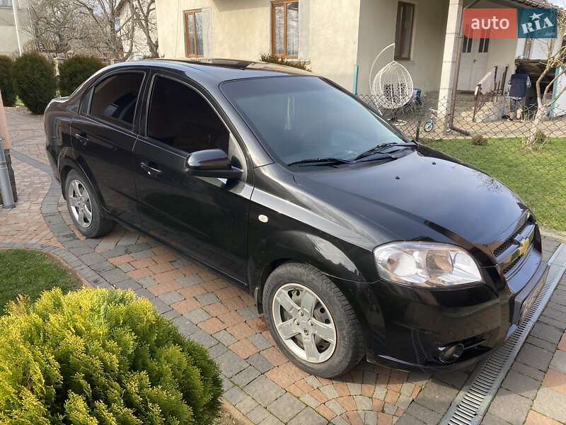 Седан Chevrolet Aveo 2008 в Моршине