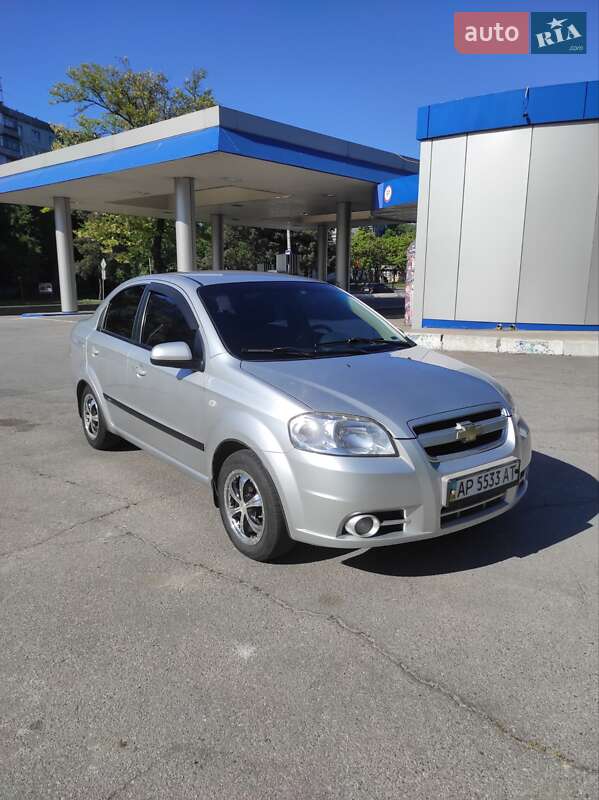 Седан Chevrolet Aveo 2008 в Запоріжжі