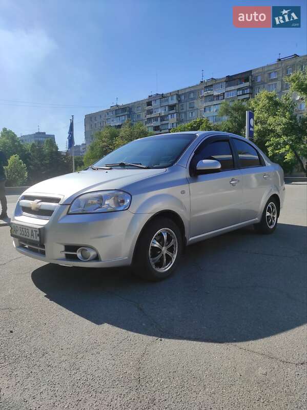 Седан Chevrolet Aveo 2008 в Запоріжжі