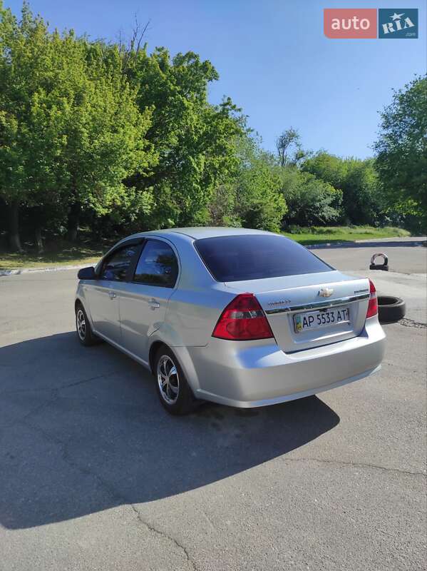 Седан Chevrolet Aveo 2008 в Запоріжжі
