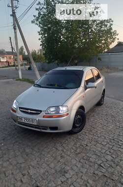 Седан Chevrolet Aveo 2004 в Доманевке