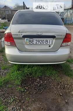 Седан Chevrolet Aveo 2004 в Доманевке