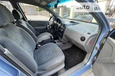 Седан Chevrolet Aveo 2003 в Одесі