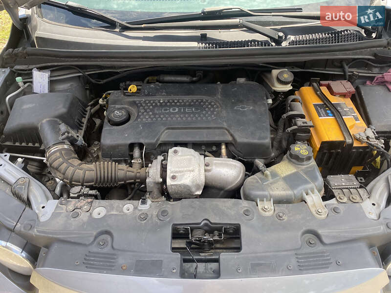 Хэтчбек Chevrolet Aveo 2012 в Лысянке