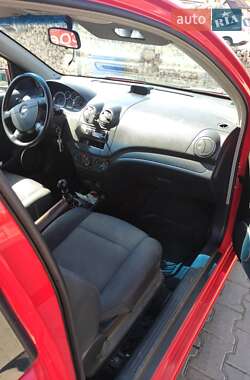 Хэтчбек Chevrolet Aveo 2010 в Ивано-Франковске