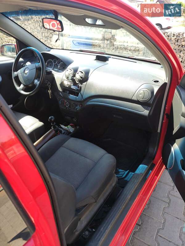 Хетчбек Chevrolet Aveo 2010 в Івано-Франківську