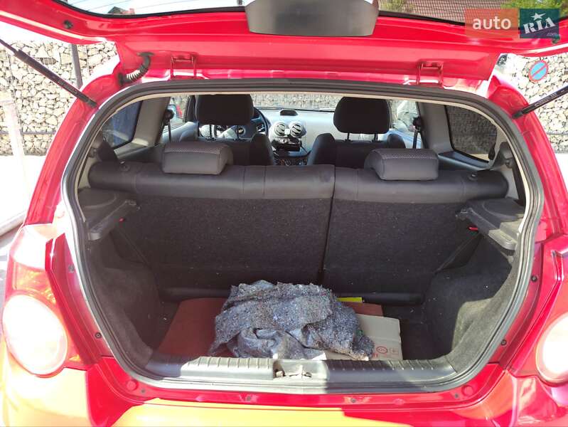 Хетчбек Chevrolet Aveo 2010 в Івано-Франківську