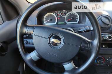 Хэтчбек Chevrolet Aveo 2010 в Ивано-Франковске