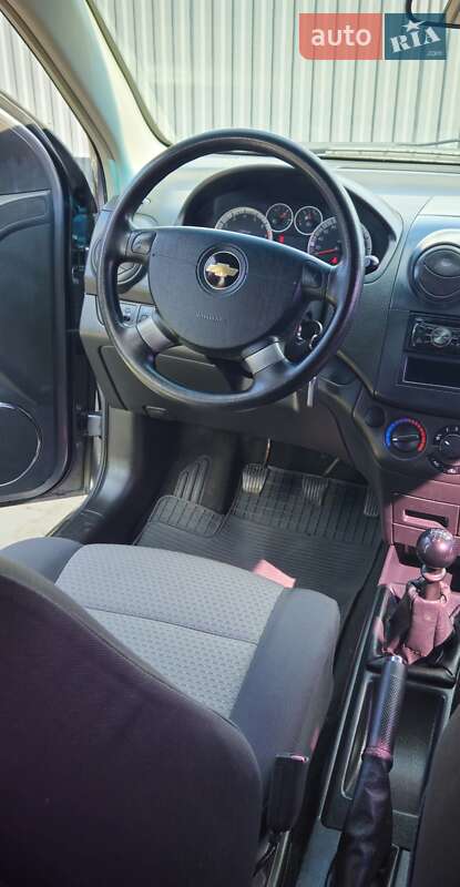 Хэтчбек Chevrolet Aveo 2008 в Хмельницком
