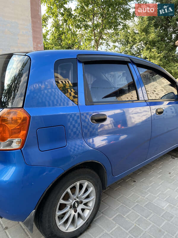 Хэтчбек Chevrolet Aveo 2008 в Днепре