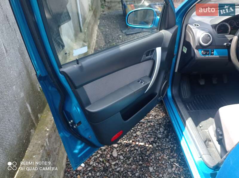 Хэтчбек Chevrolet Aveo 2008 в Сокале