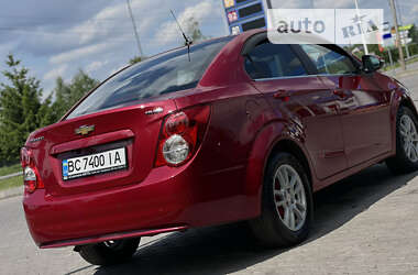 Седан Chevrolet Aveo 2014 в Вінниці