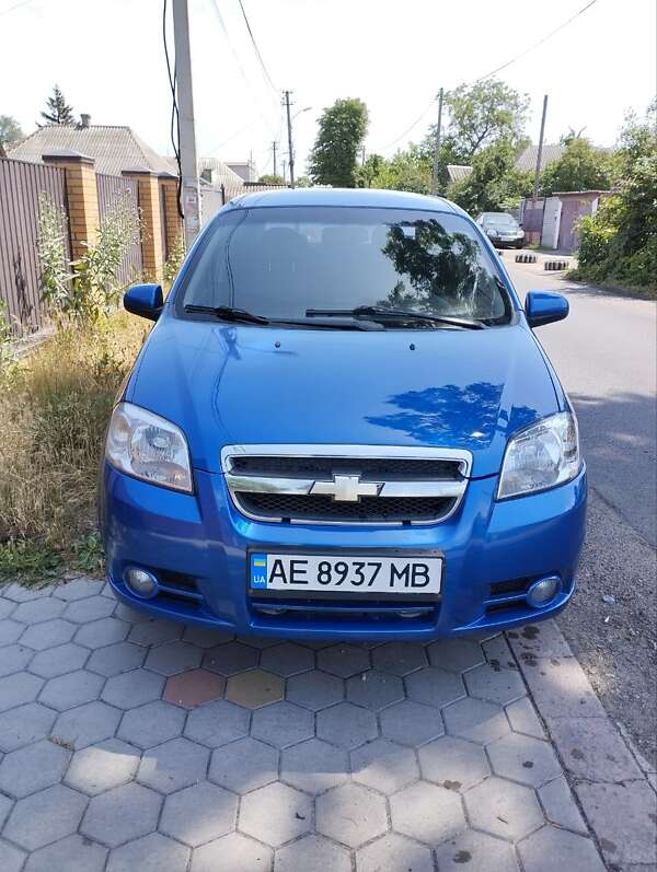 Седан Chevrolet Aveo 2008 в Днепре