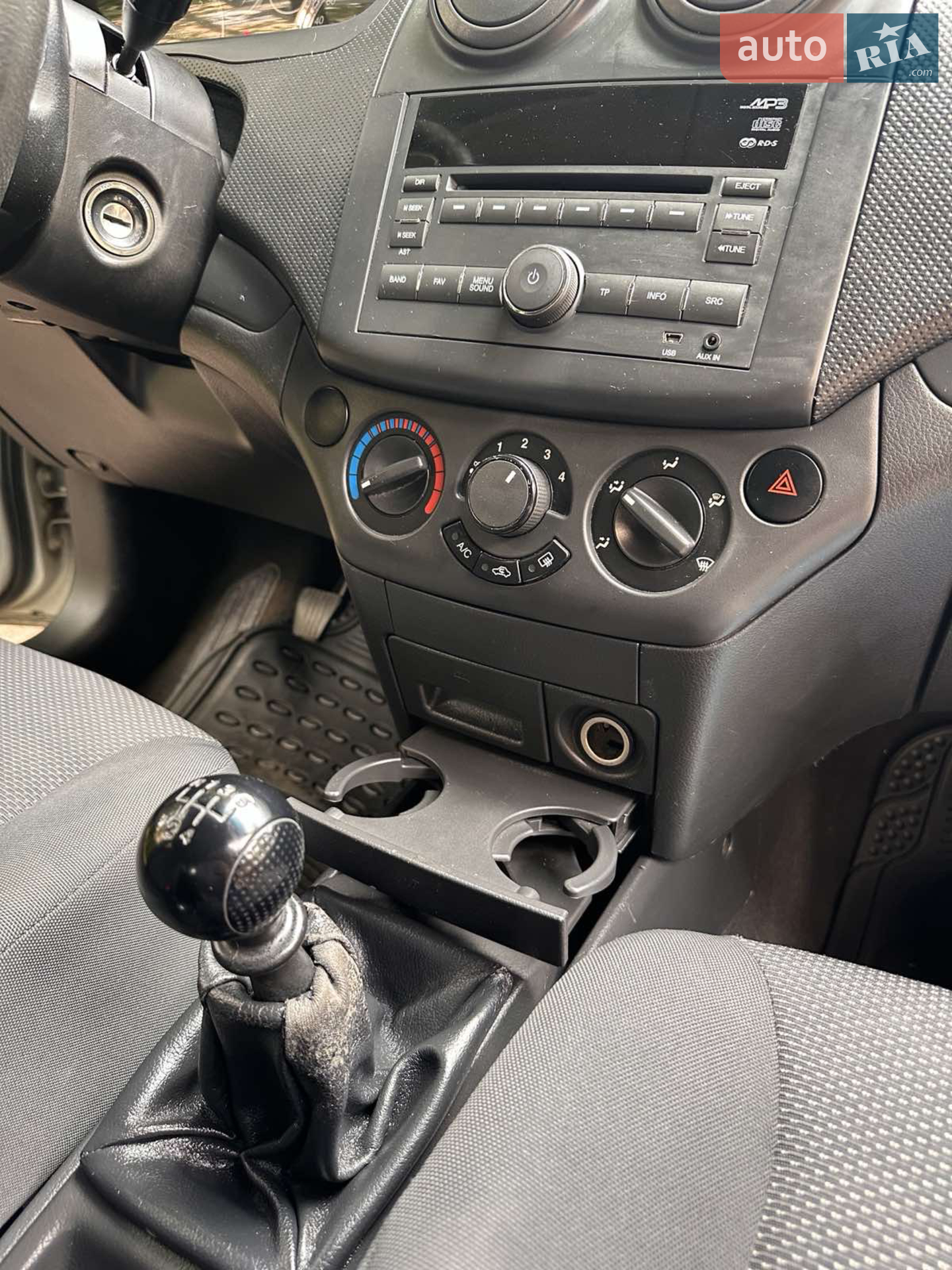 2012 Chevrolet Aveo - мініатюра 13