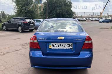 Седан Chevrolet Aveo 2010 в Кривому Розі