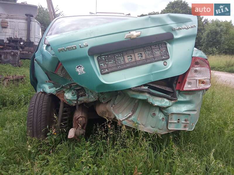 Седан Chevrolet Aveo 2006 в Теофіполі