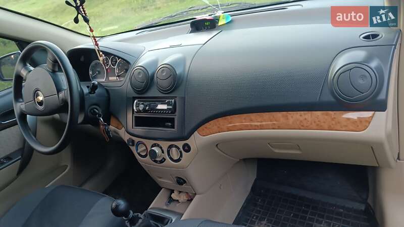 Седан Chevrolet Aveo 2007 в Бурштині