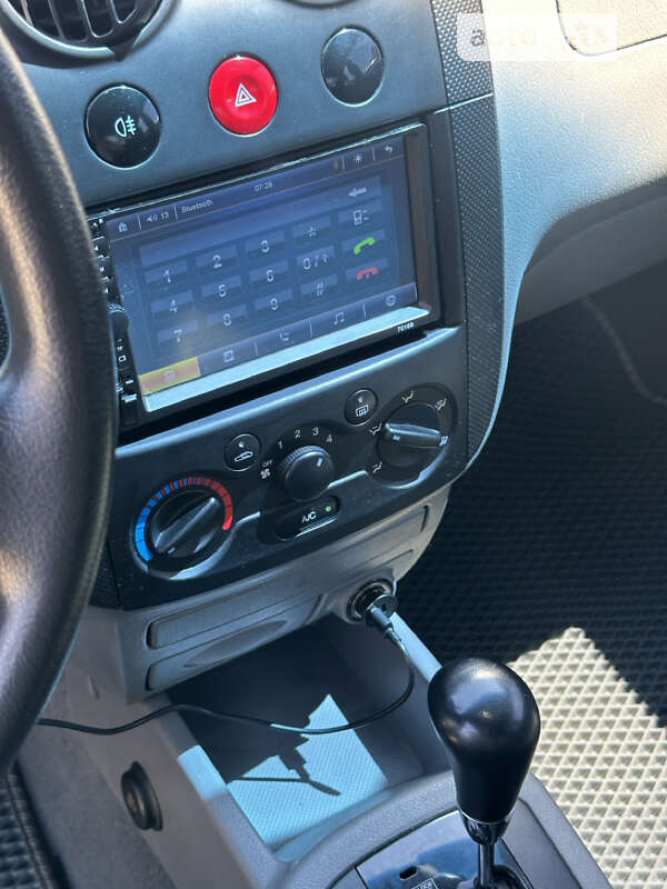 Седан Chevrolet Aveo 2005 в Киеве фото 18 Седан Chevrolet Aveo 2005 в Киеве