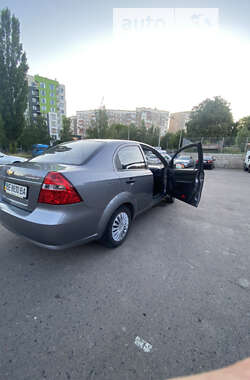 Седан Chevrolet Aveo 2011 в Ровно