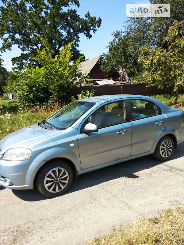 Седан Chevrolet Aveo 2007 в Киеве