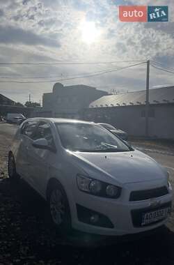 Хэтчбек Chevrolet Aveo 2012 в Луцке