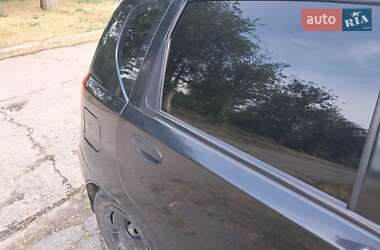 Хэтчбек Chevrolet Aveo 2004 в 