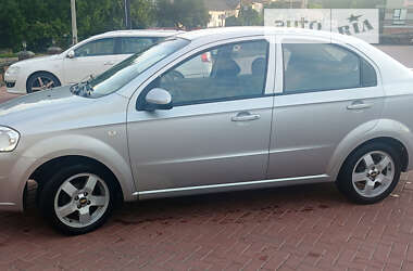 Седан Chevrolet Aveo 2009 в Рівному