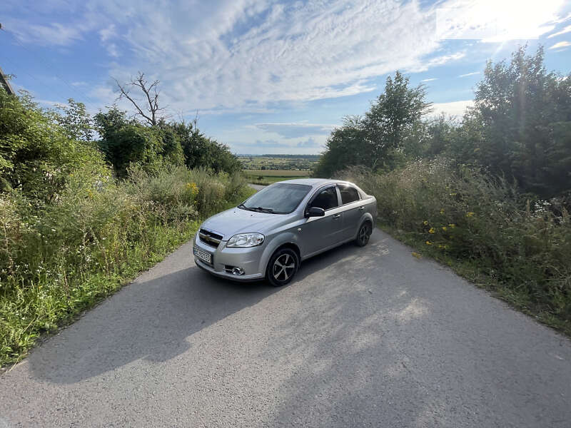 Седан Chevrolet Aveo 2008 в Пустомитах