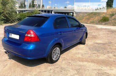 Седан Chevrolet Aveo 2007 в Києві