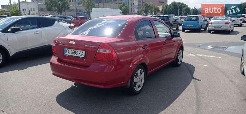 Седан Chevrolet Aveo 2006 в Киеве