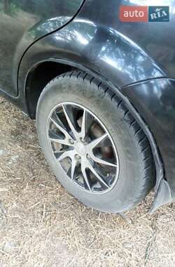 Седан Chevrolet Aveo 2004 в 