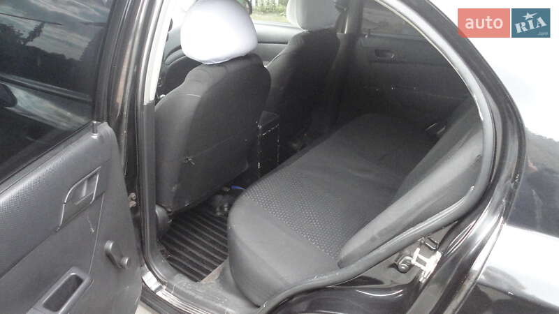 Седан Chevrolet Aveo 2007 в Коростышеве