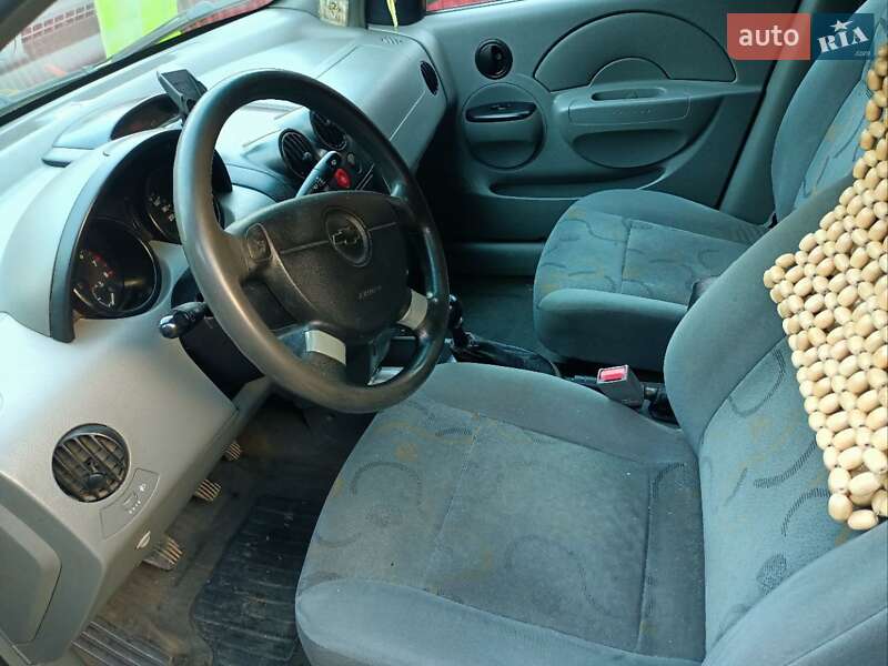 Седан Chevrolet Aveo 2005 в Берегово