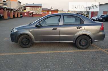 Седан Chevrolet Aveo 2008 в Львове