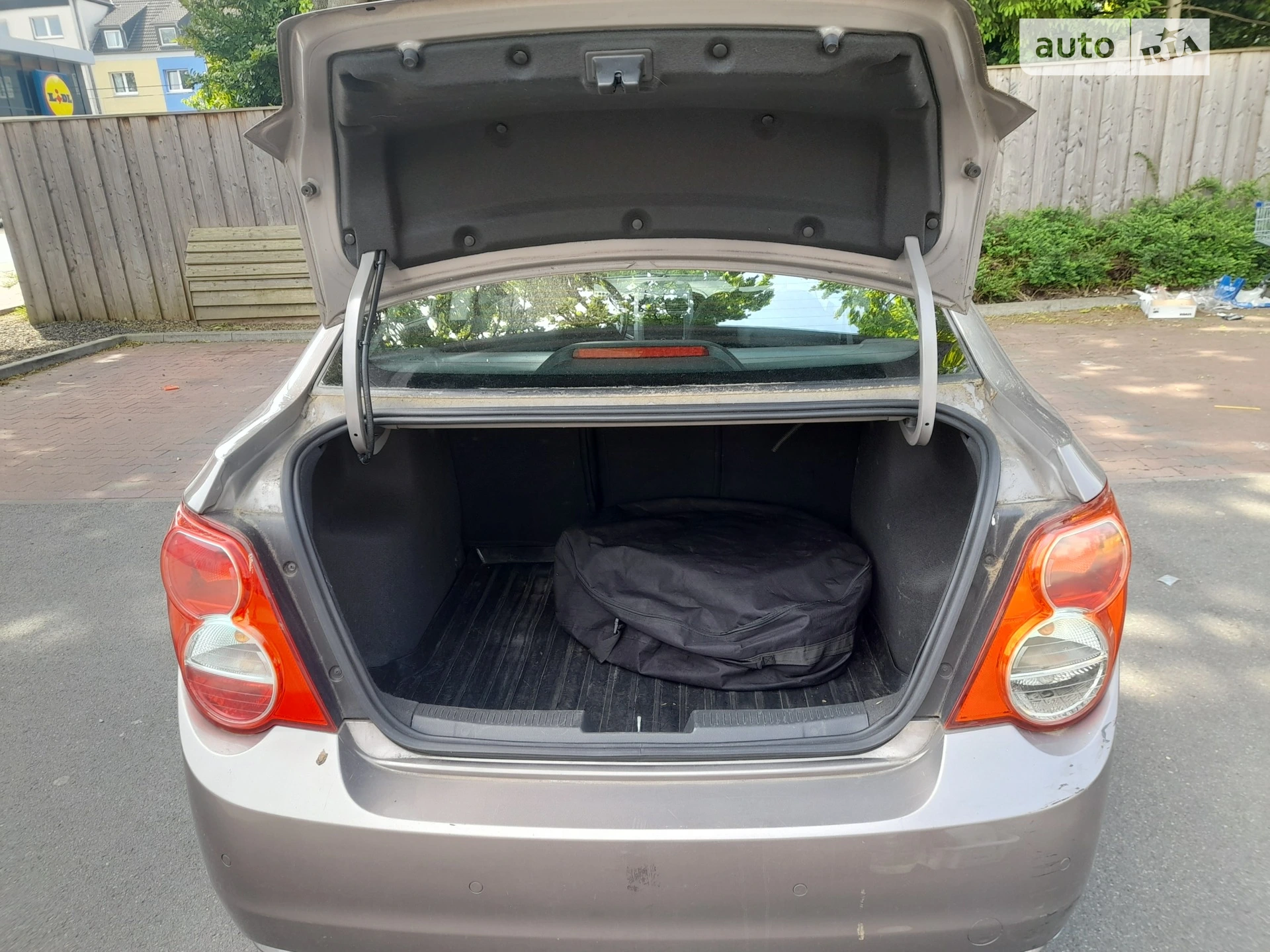 2014 Chevrolet Aveo - мініатюра 4